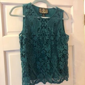 James Coviello New York sleeveless lace shirt